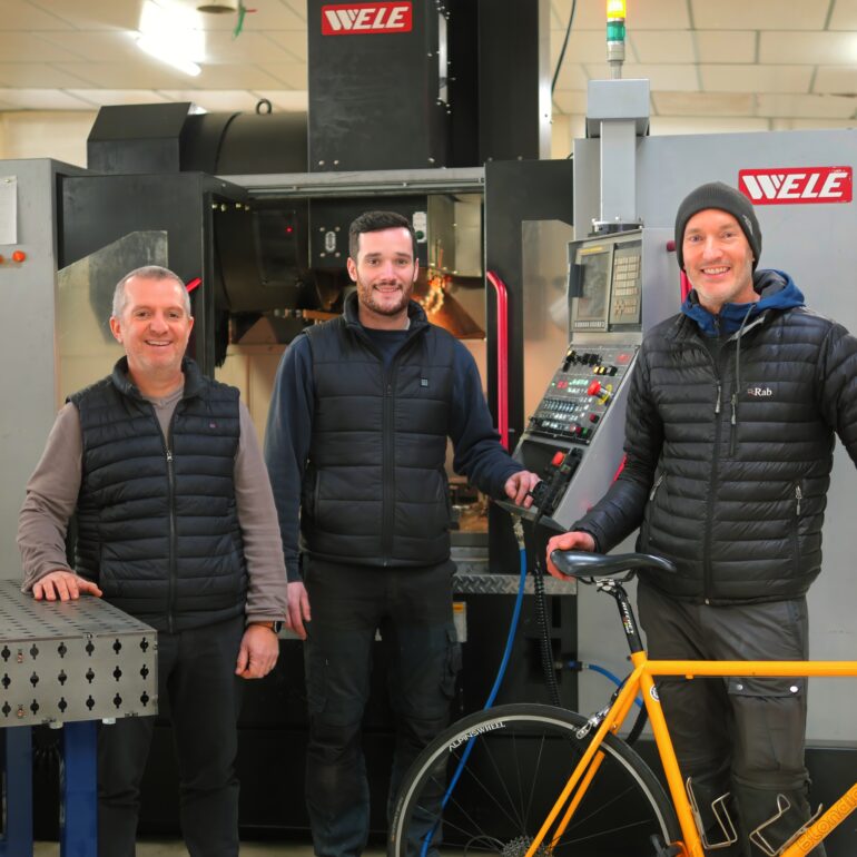 Avec jérôme, Pierre et Tanguy, l'atelier coworking du métal se forge à La Réole